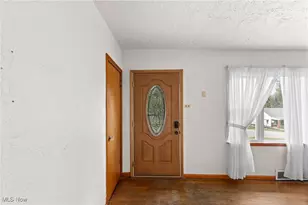 1257 Maple Ave, Bellaire, OH 43906 - Photo 5