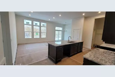 3621 Great Windsor Lane, Green, OH 44685 - Photo 5