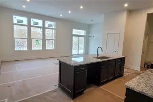 3621 Great Windsor Ln, Green, OH 44685 - Photo 5