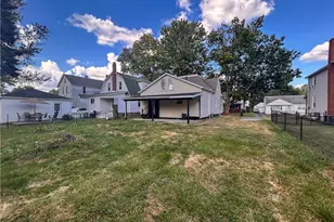 315 14th St SW, Massillon, OH 44647 - Photo 3