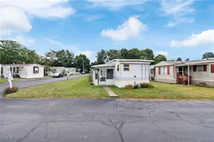 96 Helen St, Barberton, OH 44203 - Photo 23