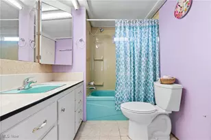 96 Helen St, Barberton, OH 44203 - Photo 21