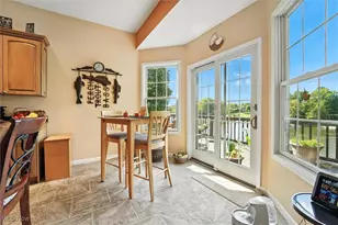 1437 Lake Vue Dr, Roaming Shores, OH 44085 - Photo 9