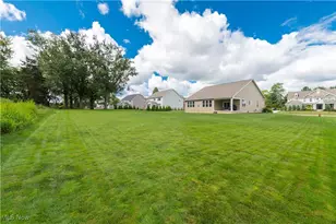 1343 Skyland Falls Blvd, Hinckley, OH 44233 - Photo 41