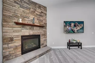 1343 Skyland Falls Boulevard, Hinckley, OH 44233 - Photo 5