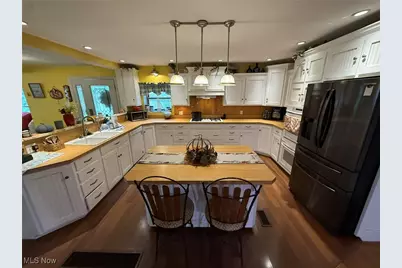 9156 Cherry Lane NE, Mineral City, OH 44656 - Photo 15