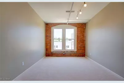 2220 Superior Viaduct, Loveland, OH 44113 - Photo 45