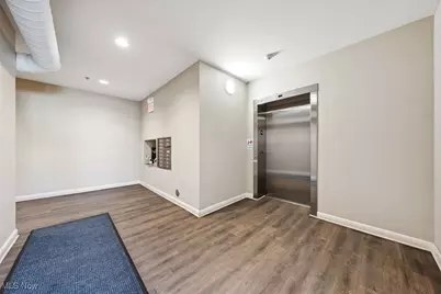 2220 Superior Viaduct, Loveland, OH 44113 - Photo 21