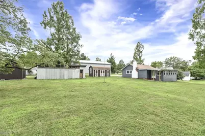 7390 Chestnut Street, Chippewa Lake, OH 44215 - Photo 5