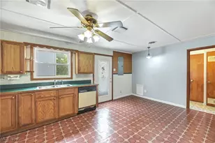7390 Chestnut St, Chippewa Lake, OH 44215 - Photo 23