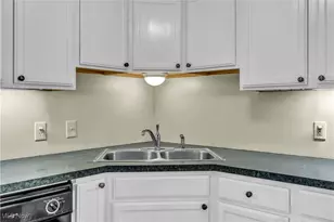 2360 15th St, Cuyahoga Falls, OH 44223 - Photo 9