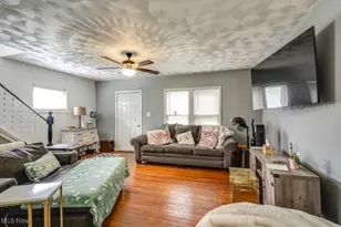 447 Cuyahoga St, Akron, OH 44310 - Photo 5