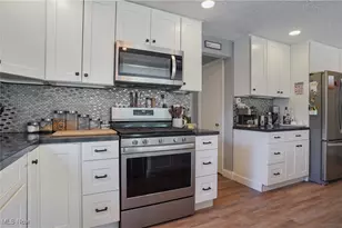 3241 Grill Rd, New Franklin, OH 44216 - Photo 15