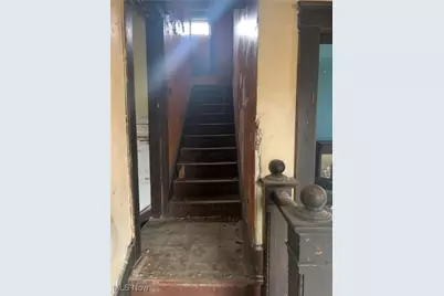 8312 Linwood Avenue, Loveland, OH 44103 - Photo 3