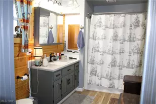 111 Main St, Clarington, OH 43915 - Photo 25