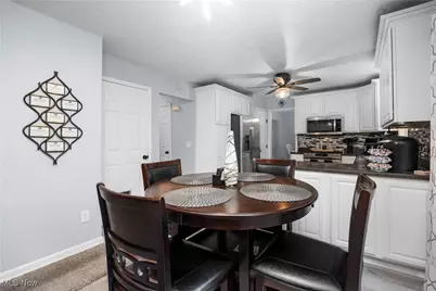 6238 Oak Tree Drive N, Lorain, OH 44053 - Photo 13