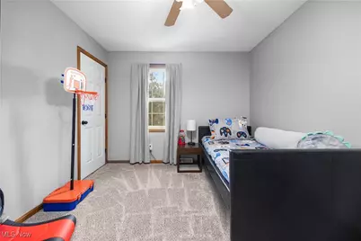 6238 Oak Tree Drive N, Lorain, OH 44053 - Photo 19