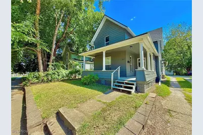 387 4th Street NW, Barberton, OH 44203 - Photo 1