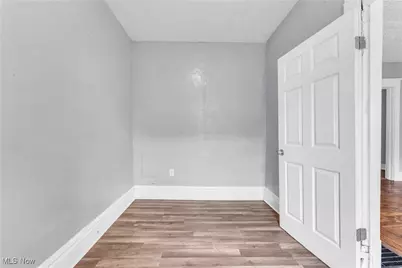 1174 La Croix Avenue, Akron, OH 44307 - Photo 15