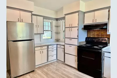 227 6th Street, Elyria, OH 44035 - Photo 13