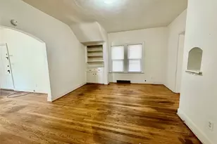 227 6th St, Elyria, OH 44035 - Photo 9