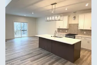 3807 Overlook Court, Akron, OH 44333 - Photo 5