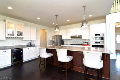 17581 Gates Landing Drive, Chagrin Falls, OH 44023 - Photo 13