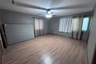 710 Belrock Ave, Belpre, OH 45714 - Photo 7