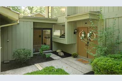 624-1 Russet Woods Court, Aurora, OH 44202 - Photo 1