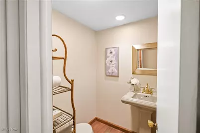 624-1 Russet Woods Court, Aurora, OH 44202 - Photo 13