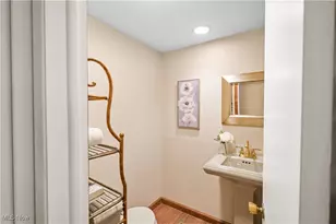 624-1 Russet Woods Ct, Aurora, OH 44202 - Photo 13