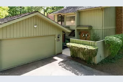 624-1 Russet Woods Court, Aurora, OH 44202 - Photo 33