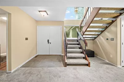 624-1 Russet Woods Court, Aurora, OH 44202 - Photo 15