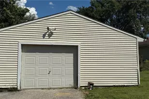 1414 Niles Cortland Rd, Niles, OH 44446 - Photo 7