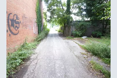 6707 Colgate Avenue, Loveland, OH 44102 - Photo 3