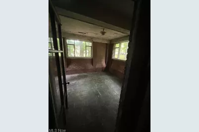 74 Maplewood Avenue, Akron, OH 44313 - Photo 19