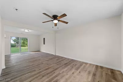 331 Abbe Road N, Elyria, OH 44035 - Photo 5