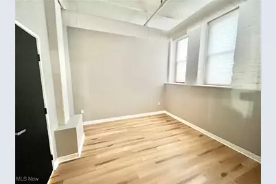 1133 W 9th Street #117, Loveland, OH 44113 - Photo 5