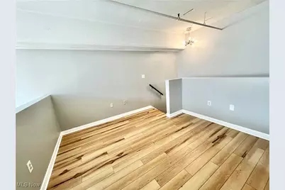 1133 W 9th Street #321, Loveland, OH 44113 - Photo 5