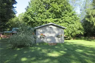 8999 Avon Dr, Linesville, PA 16424 - Photo 7