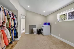 523 Purdue Ave, Elyria, OH 44035 - Photo 21