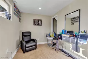 523 Purdue Ave, Elyria, OH 44035 - Photo 13