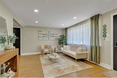 523 Purdue Avenue, Elyria, OH 44035 - Photo 3