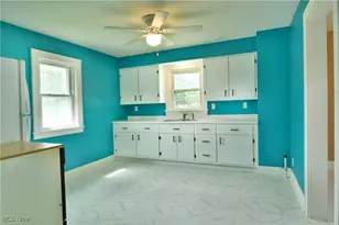 664 Tenney Ave, Campbell, OH 44405 - Photo 19