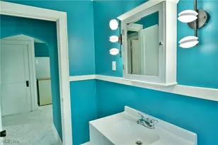 664 Tenney Ave, Campbell, OH 44405 - Photo 29