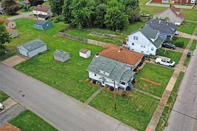 664 Tenney Avenue, Campbell, OH 44405 - Photo 9