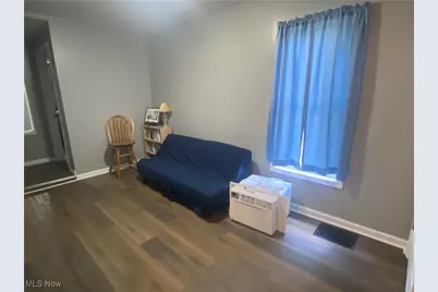 527 Virginia Street, Martins Ferry, OH 43935 - Photo 17