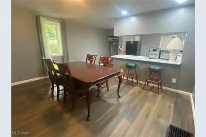 527 Virginia Street, Martins Ferry, OH 43935 - Photo 5