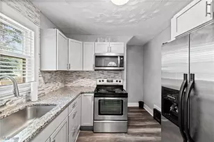 444 Evers St, Akron, OH 44310 - Photo 11