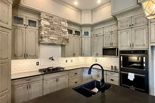 40521 Badgersburg Rd, Bethesda, OH 43719 - Photo 13